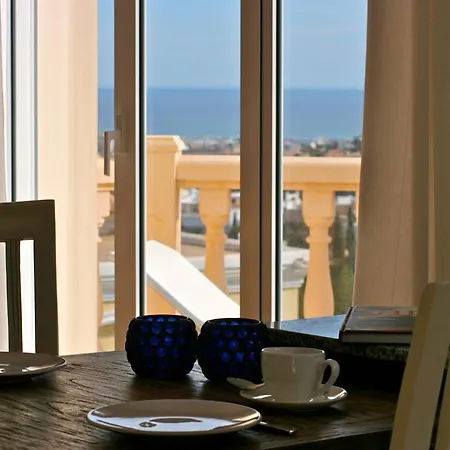 Vista Villa *