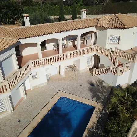 Villa Vista *